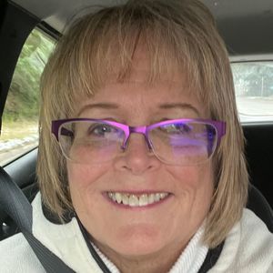 Meet your Posher, Laurel